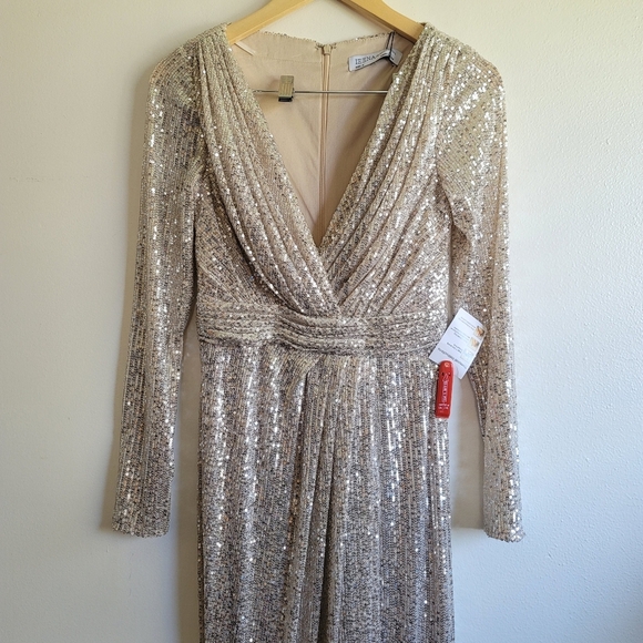 Ieena for Mac Duggal, Sequined  Long‎ Sleeve Gown, Silver, Size 4, NWT - Picture 6 of 11